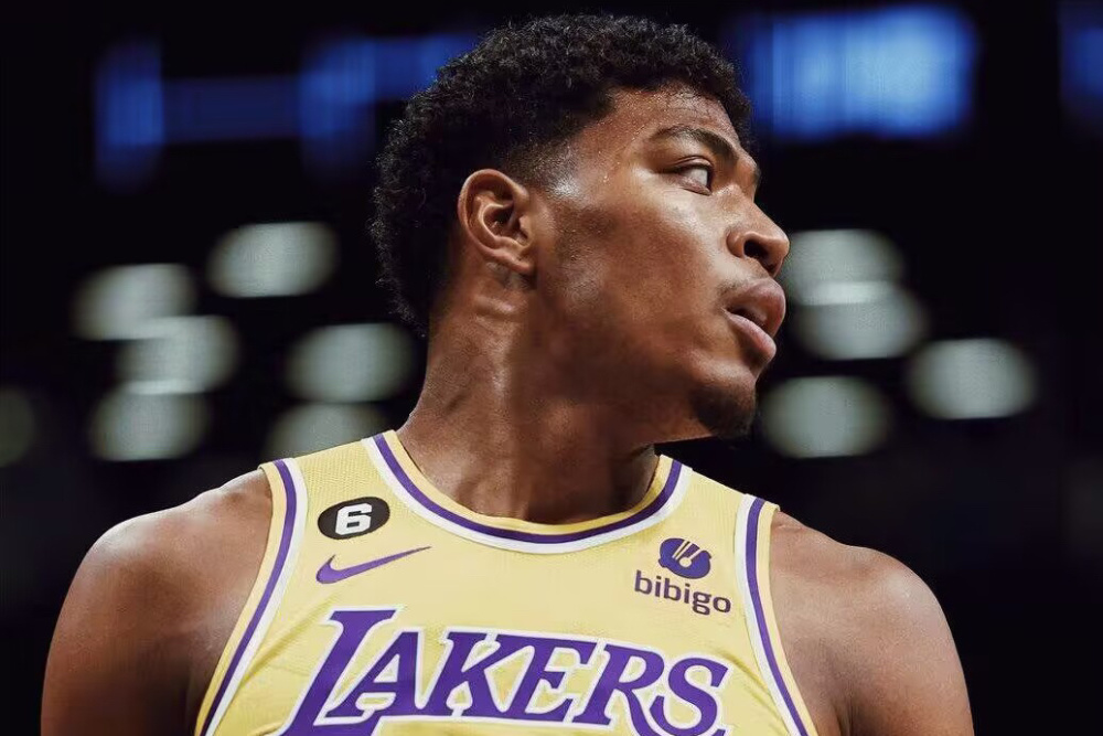 开云手机平台-葡超倒计时，费城76人赛前内部沟通，细节引发关注，话题不断，轮换策略成焦点