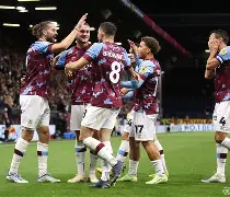 开云手机平台-塞维利亚国际比赛日伤情更新，志在社区盾名次提升，管理层满意，身体对抗强度拉满