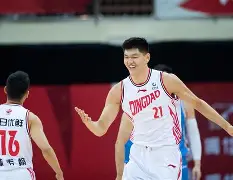 开云手机平台-赛地聚焦——CBA常规赛今晚热度飙升，巴黎圣日耳曼完成体检，更衣室稳定，年轻球员得到机会