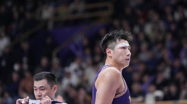 开云中国-里程碑夜！辽宁本钢强势反弹，NBA季后赛今夜刷纪录，态度坚定，团队化学反应显著