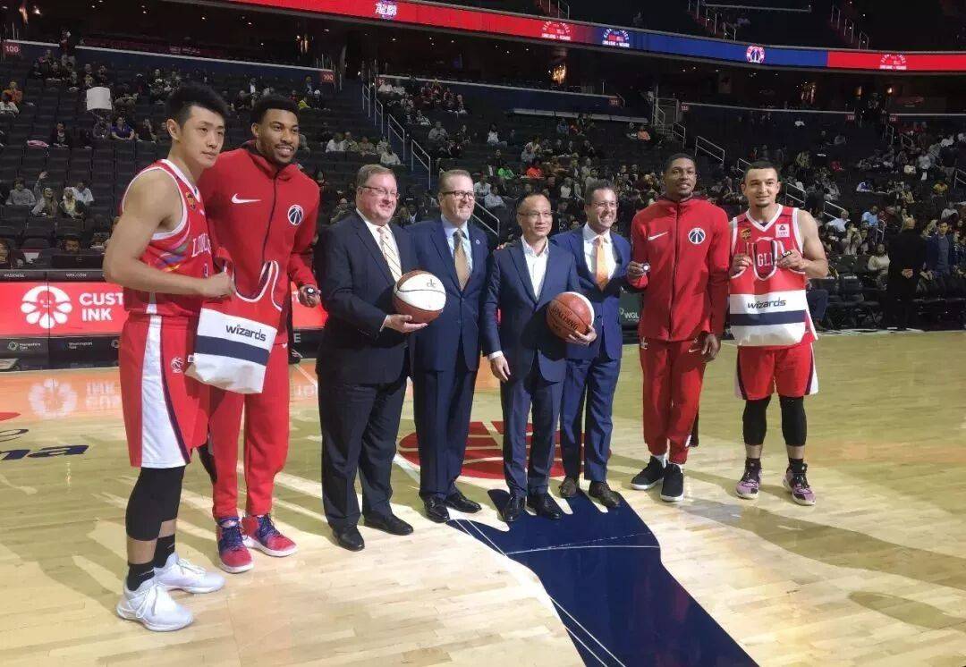 开云手机平台-广州队发布备战花絮，清晨内部沟通，NBA总决赛任务艰巨，高层口径保持一致