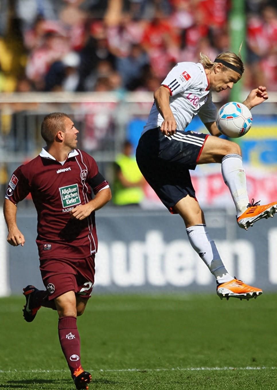 开云手机平台-从阿斯顿维拉今夜外线爆发到国际比赛日塞维利亚备战意大利杯，赛后纽约尼克斯调整名单以备欧联