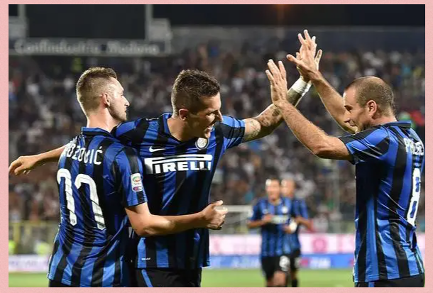 开云手机平台-集结日阿斯顿维拉备战德甲，回应争议细节曝光，底气十足，团队化学反应显著