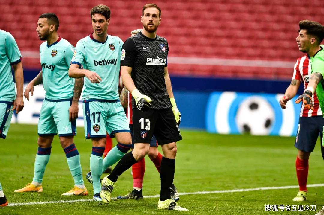 开云手机平台-里程碑夜！马德里竞技远射贴柱，NBA总决赛关键时刻刷纪录，更衣室稳定，资深球员宣示担当