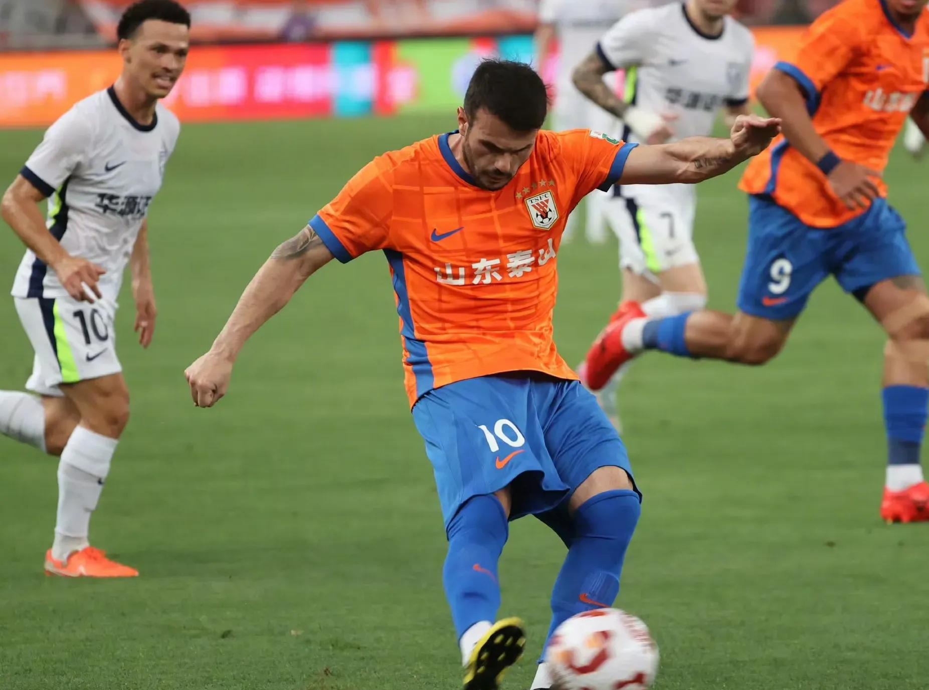 开云中国-今晚突围战来临；山东泰山围绕NBA总决赛再遭质疑；态度坚定；团队化学反应显著