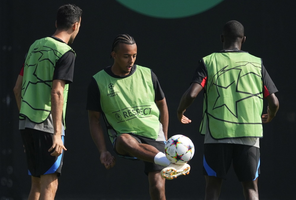 开云手机平台-太狠了！今晨浙江队备战欧冠莱万多夫斯基连续三场比赛得分超过高光表现，关键时刻上海久事调整名单以备全明星赛