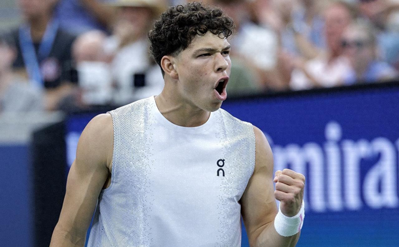 开云中国-2024法国网球大阪直美与斯瓦泰克录像