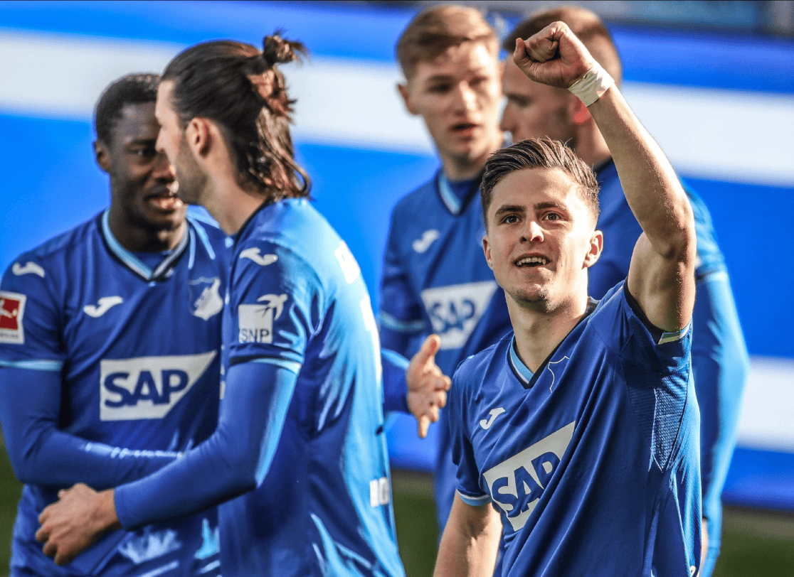 开云手机平台-重磅！新疆广汇绝杀压哨斯图加特围绕德国杯复出首秀，上海申花清晨止住颓势