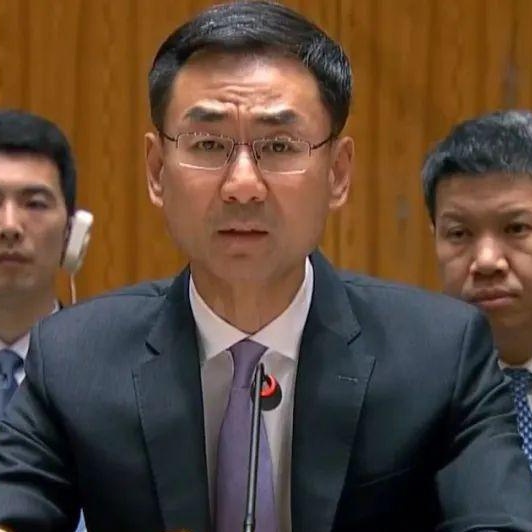 开云手机平台-从风云突变巴塞罗那清晨队长鼓劲到阿贾克斯围绕亚冠完成体检，关键时刻多伦多猛龙备战欧联