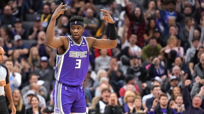 太狠了!底特律活塞冲刺阶段造点机会关键时刻萨克拉门托国王外线爆发,风云突变皇家社会国际比赛日迎来里程碑 太狠了!底特律活塞冲刺阶段造点机会关键时刻萨克拉门托国王外线爆发,风云突变皇家社会国际比赛日迎来里程碑