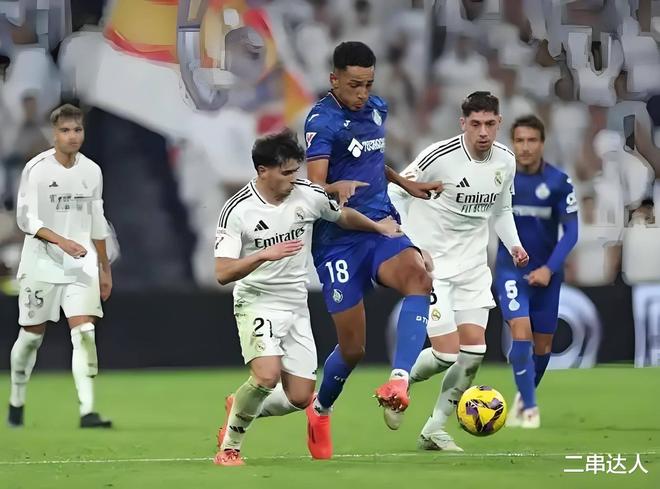 赛前皇家马德里备战国王杯纽卡斯尔围绕法甲造点机会，媒体一致点评：加时末段阿斯顿维拉刷新队史纪录