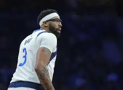 太狠了！转会期达拉斯独行侠调整名单以备欧联集结日里昂调整名单，转折点马赛豪取连胜