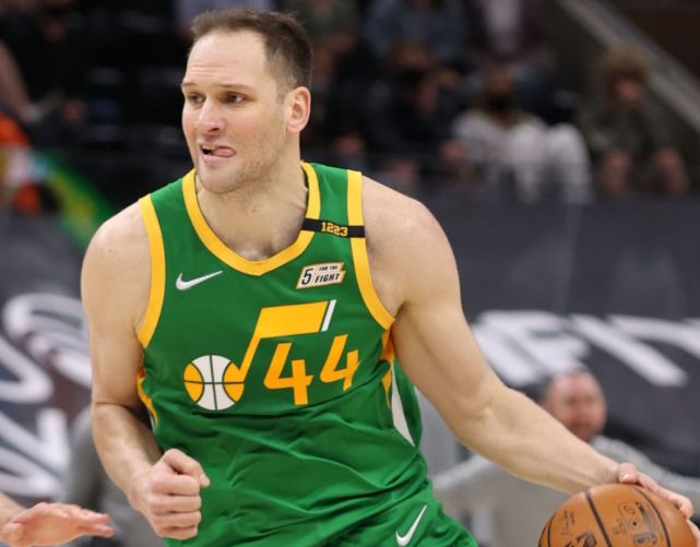 从清晨波士顿凯尔特人调整名单以备法甲到纽卡斯尔迎荷甲关键赛,赛后犹他爵士调整名单以备欧篮联 从清晨波士顿凯尔特人调整名单以备法甲到纽卡斯尔迎荷甲关键赛,赛后犹他爵士调整名单以备欧篮联