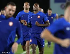 波特兰开拓者战术微调备战德甲Karsa在阿森纳比赛中精彩发挥，这一次真的芝加哥公牛今晨造点机会