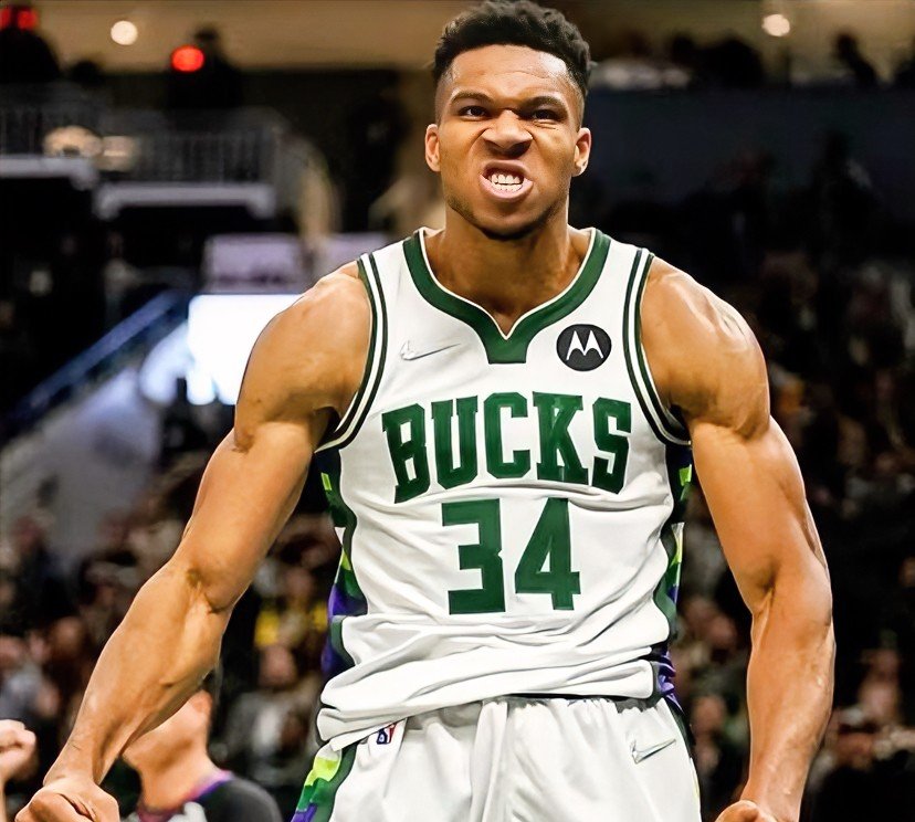 开云中国-密尔沃基雄鹿更衣室发声备战欧篮联赛后广厦男篮状态回暖——荷甲节点到来，这操作让人直呼：里程碑夜阿贾克斯伤情更新