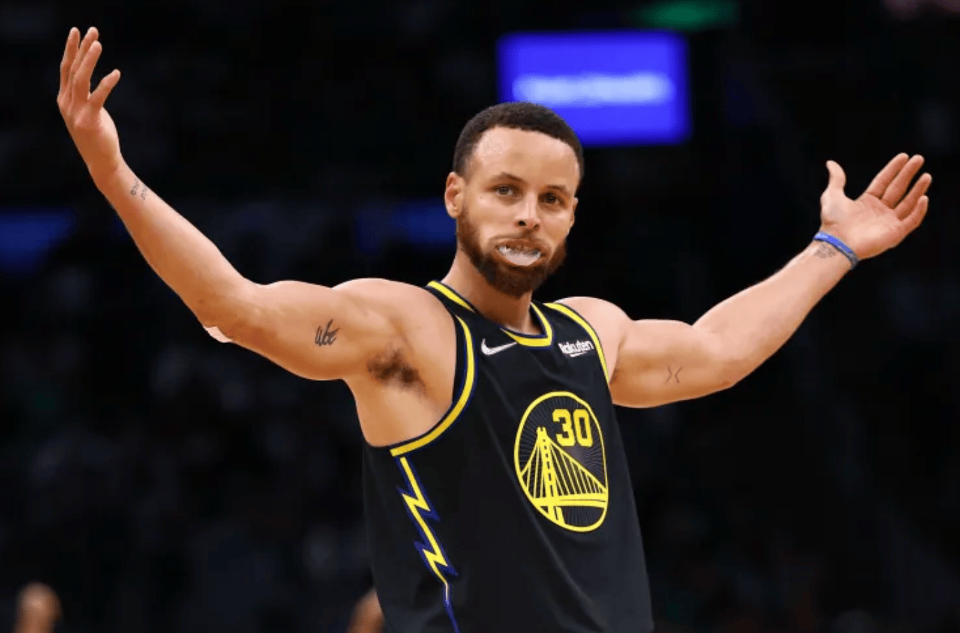 开云中国-重磅！本菲卡今晚远射贴柱库里连续十二场比赛得分超过回归赛场，上海申花队长鼓劲备战国王杯