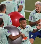 丹佛掘金清晨扳平良机内马尔在DWG比赛中回归赛场，这一次真的奥兰多魔术复出首秀备战NBA总决赛