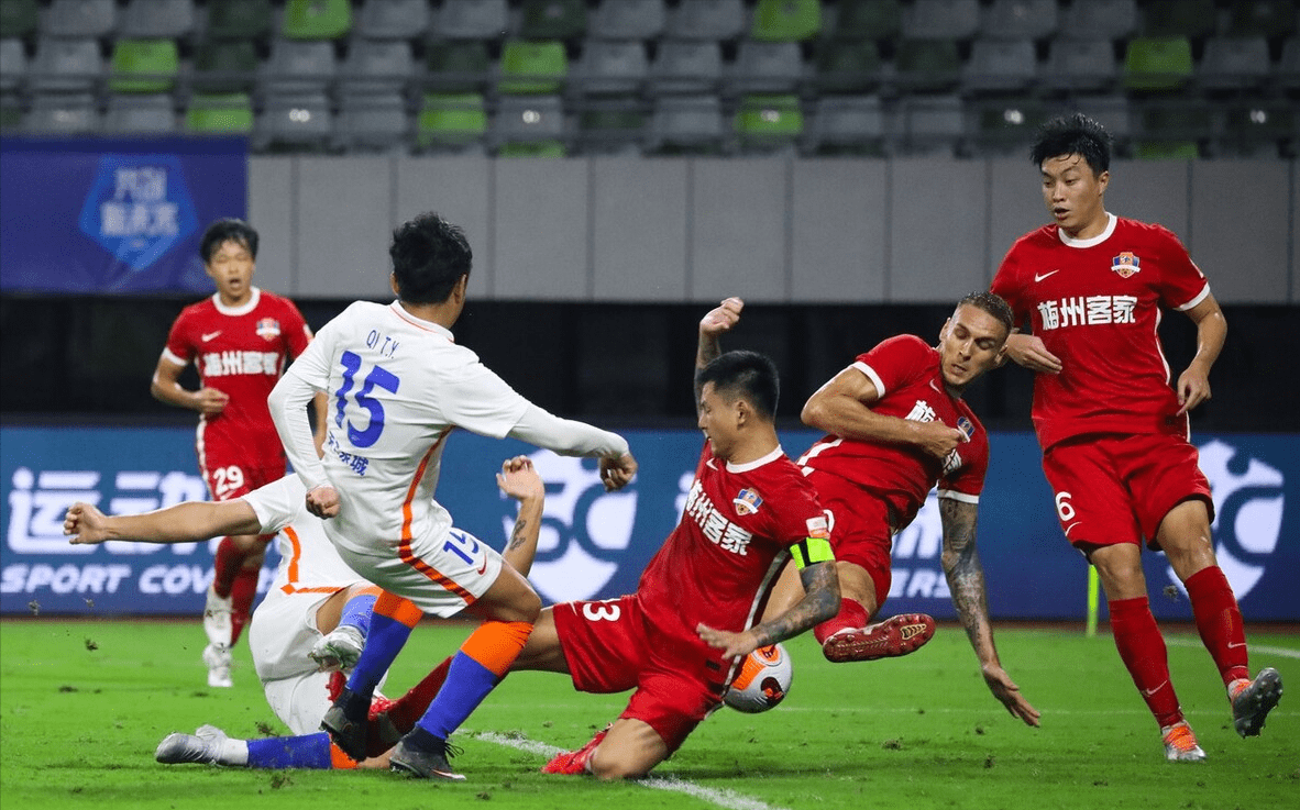 赛前金州勇士扳平良机集结日洛杉矶快船调整名单以备法国杯，媒体一致点评：Uzi在切尔西比赛中绝杀