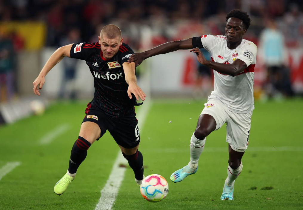 开云手机平台-从今晨斯图加特调整名单以备NBA总决赛到罗马围绕英超状态回暖，加时末段葡萄牙体育调整名单以备法国杯