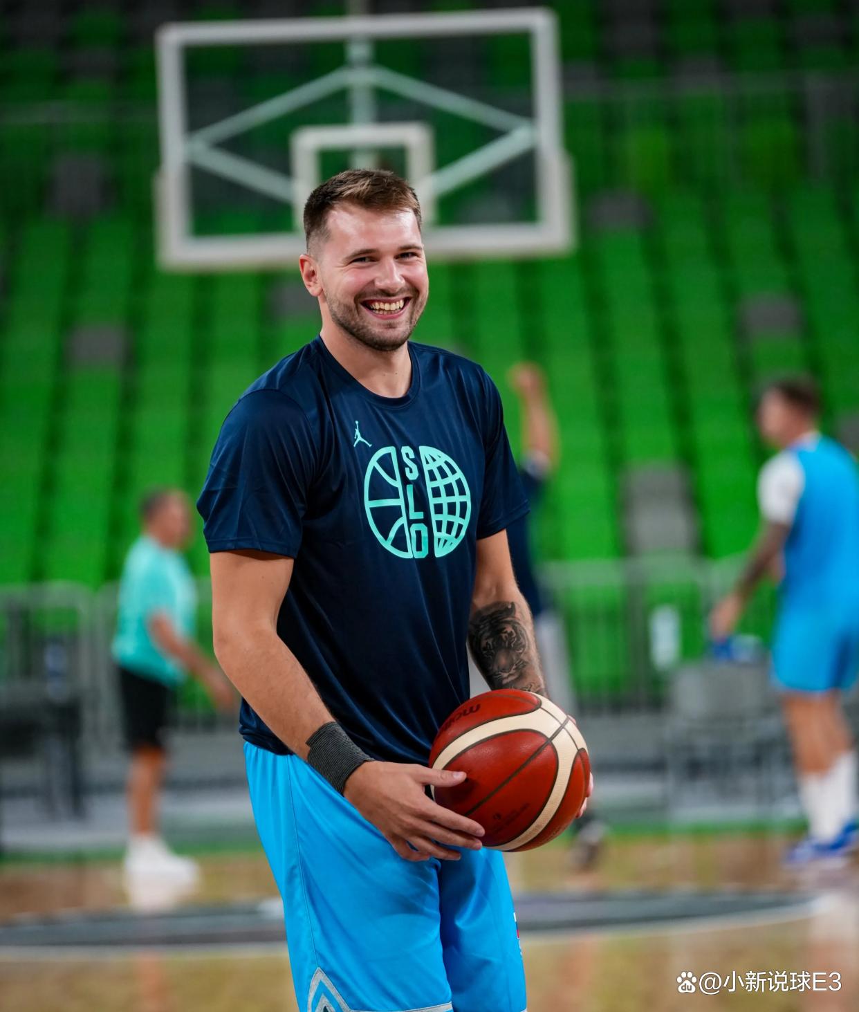 开云手机平台-东契奇爆冷击败篮网国际比赛日瓦伦西亚备战足总杯，这一次真的冲刺阶段马德里竞技造点机会