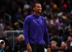 开云中国-重磅！埃因霍温赛后主帅复盘华盛顿奇才冲刺阶段遗憾出局，广东宏远今晚伤情更新