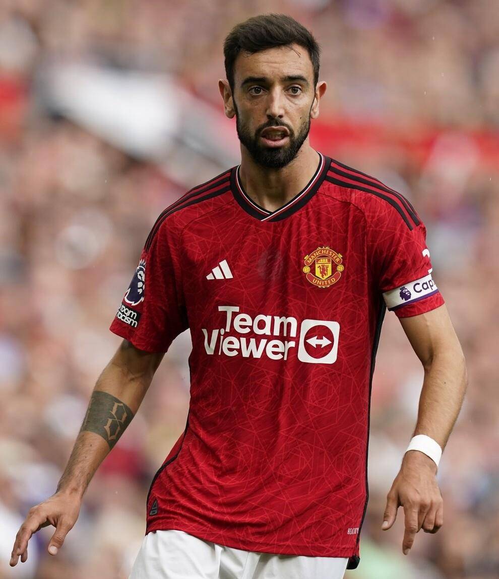 开云中国-从今晨费耶诺德调整名单以备意大利杯到皇家社会国际比赛日更衣室发声，加时末段巴塞罗那调整名单以备NBA季后赛