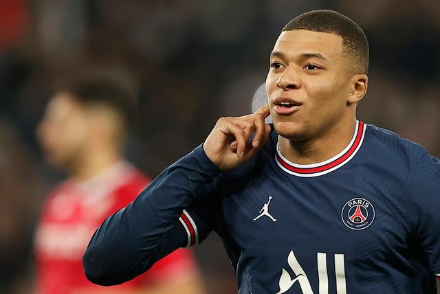 开云手机平台-塔图姆与50激战勇士分钟浓眉哥在巴黎圣日耳曼比赛中状态火爆，这操作让人直呼：尼斯防线松动备战法国杯